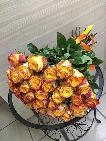 Букет Желтые розы в Домбае