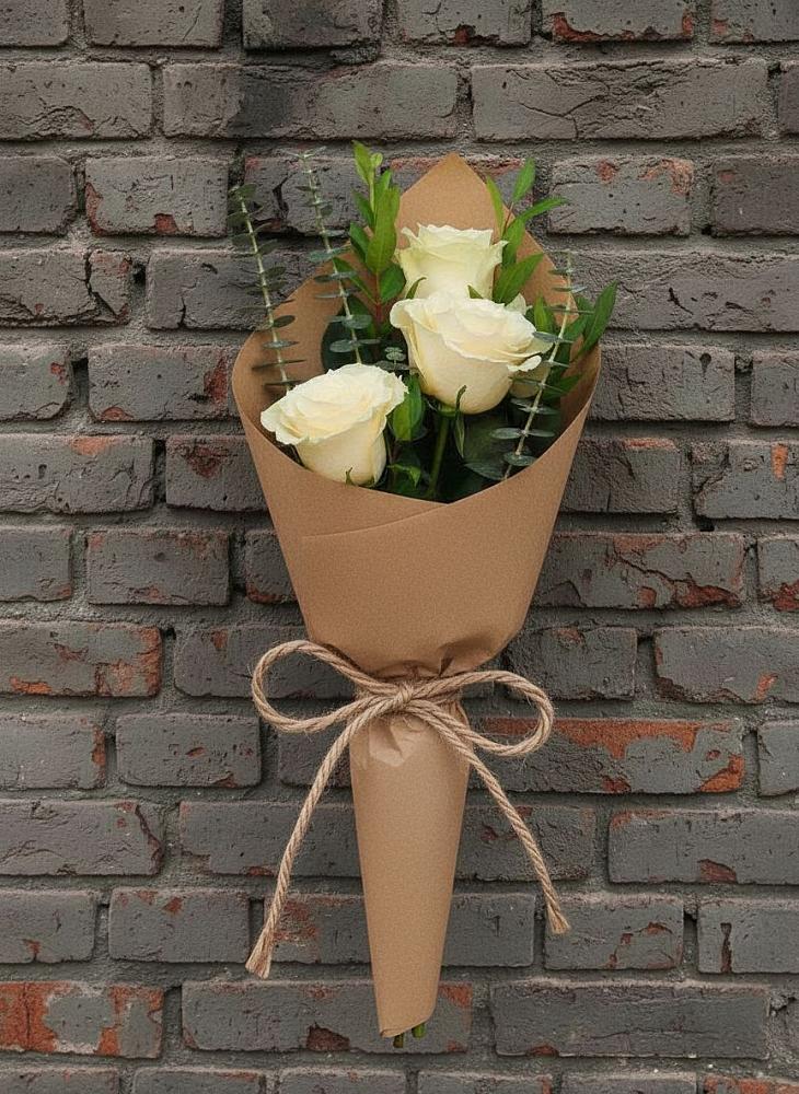 Букет из 3 роз в Домбае Букет цветов из: Розы в Домбае